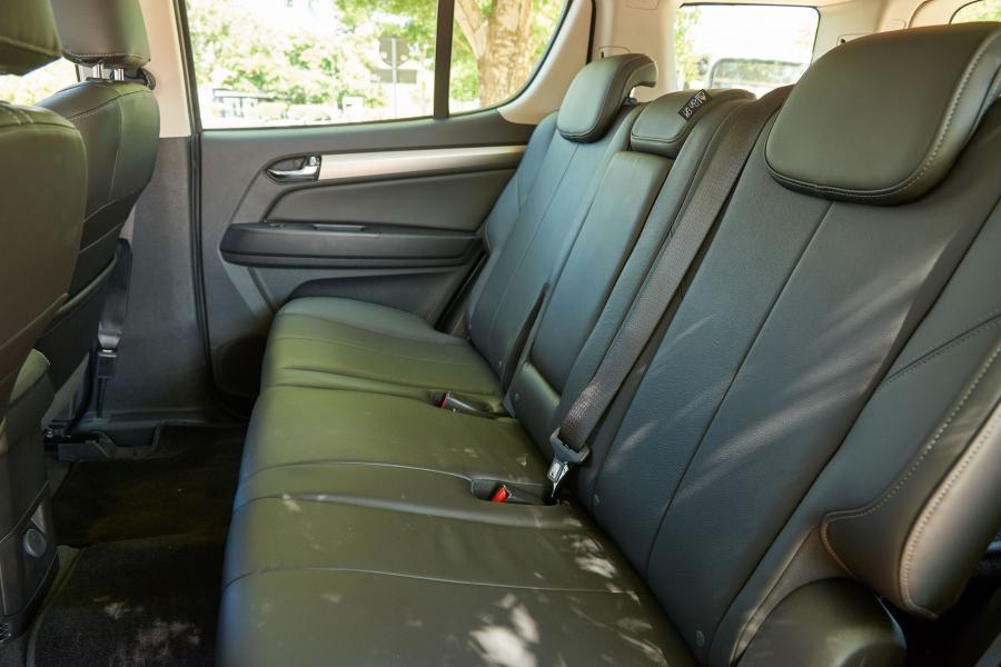 Интерьер Chevrolet TrailBlazer 2016 года  (ZA) (фото 26 из 30)